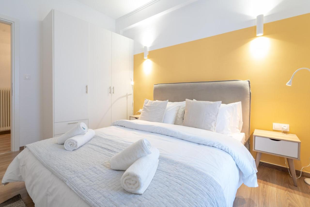 Urban Boho Apartment In Koukaki Athens Exterior photo